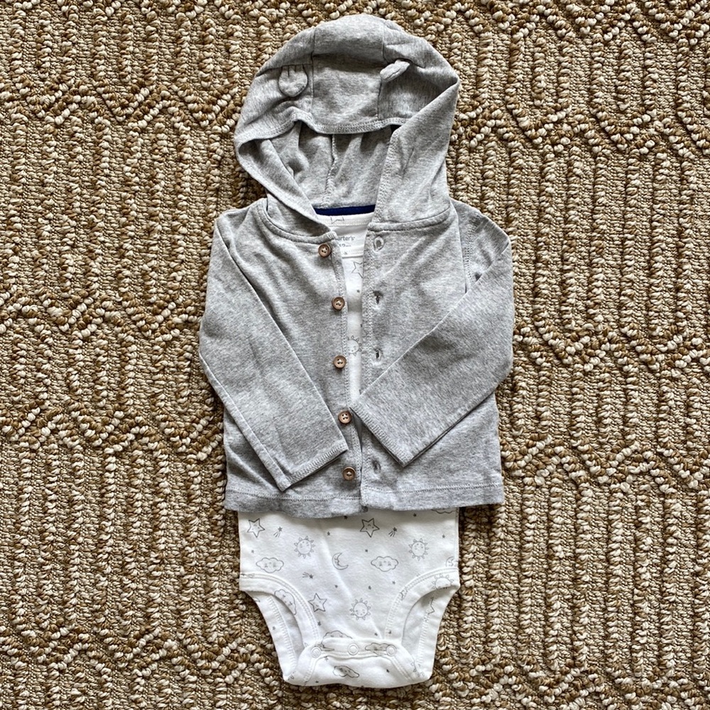 Carter’s Gender Neutral Baby Set